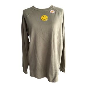 Sweatshirt smiley face and floral patch medium